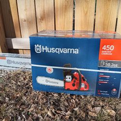 BLACK + DECKER 20V MAX Cordless Chainsaw 10 Inch for Sale in West  Hollywood, CA - OfferUp