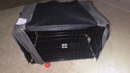 30" dog crate and accessories in excellent like new condition.