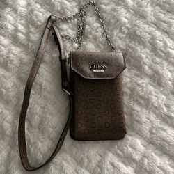Guess Slim Crossbody 