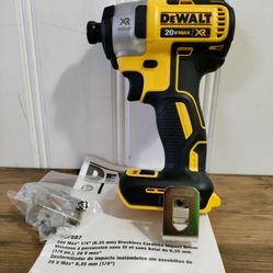 20V DeWalt MAX* XR® 3-Speed 1/4 in. Impact Driver Kit