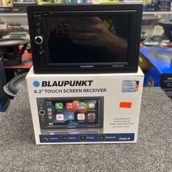 NEW* WIRELESS APPLE CAR PLAY BLAUPUNKT 6.2  