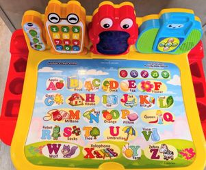 VTech Touch & Learn Activity Desk Deluxe