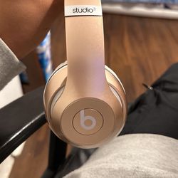 Beats Studio 3