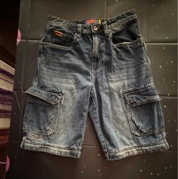 Empyre short