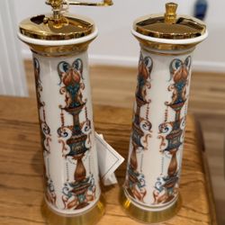 Lenox Vintage Salt And Pepper Mill Set 