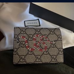 Gucci Wallet 