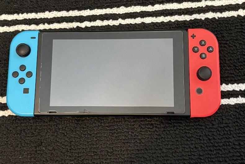 Nintendo Switch With Games Cases Acessories