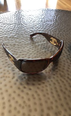 Channel sunglasses brown tortoise