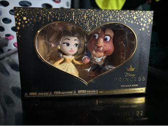 Belle & Beast vinyl figure