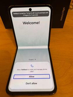 Samsung Galaxy Z Flip5 256GB Factory Unlocked - Like New, Box + Case