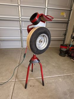 Jugs Jr. Baseball/Softball Pitching Machine
