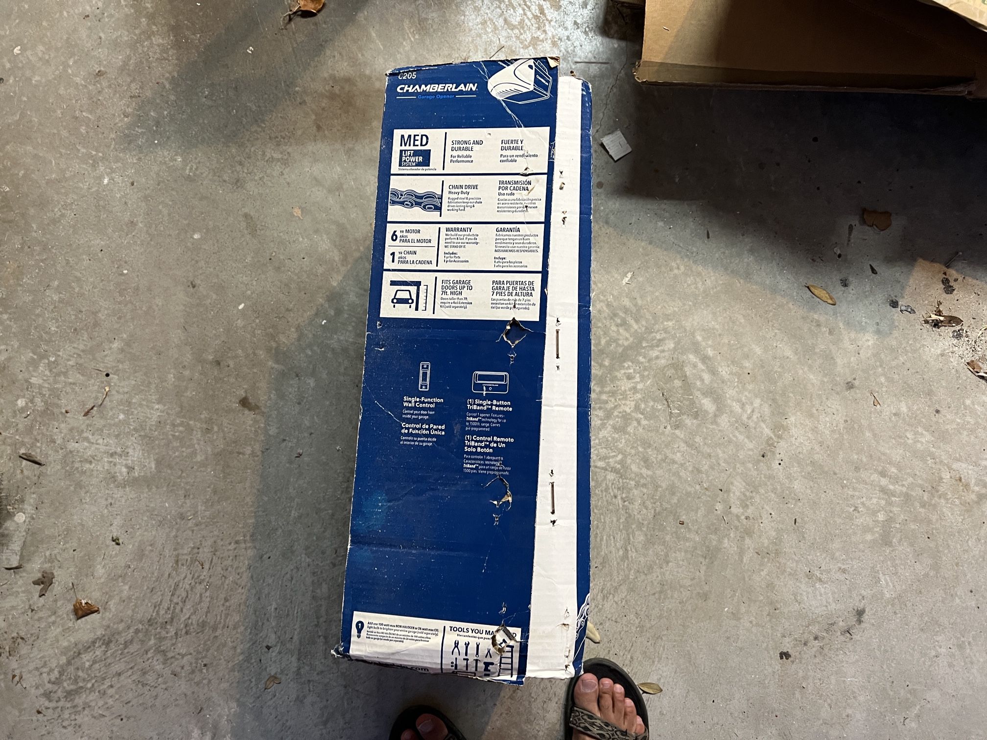 Chamberlain C205 0.5HP HeavyDuty Chain Drive Garage Door Opener for