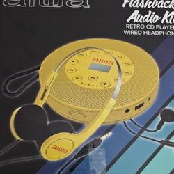 Aiwa CD Player with Headphones 