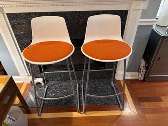 Pair of authentic Coalesse Lottus bar-height stools designed by Lievore Altherr Molina.