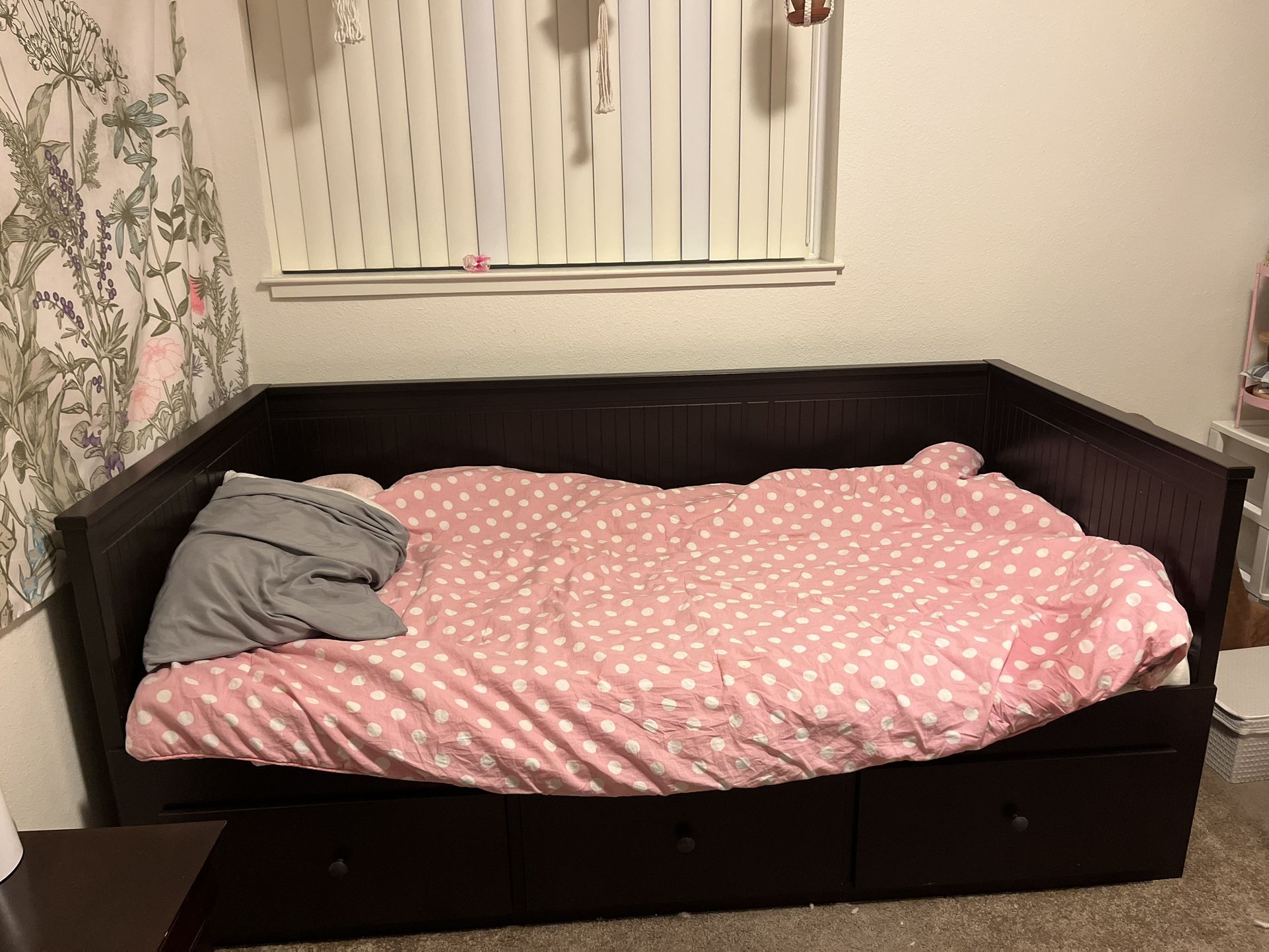 Twin Size Bed
