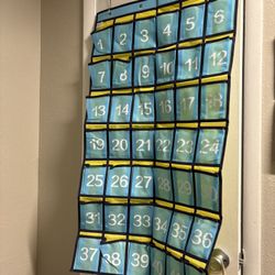 Hanging number organizer 