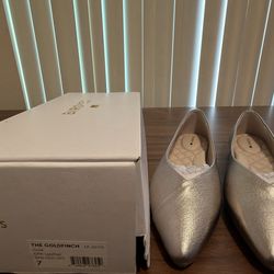 Birdies - The Goldfinch Gold Leather Size 7