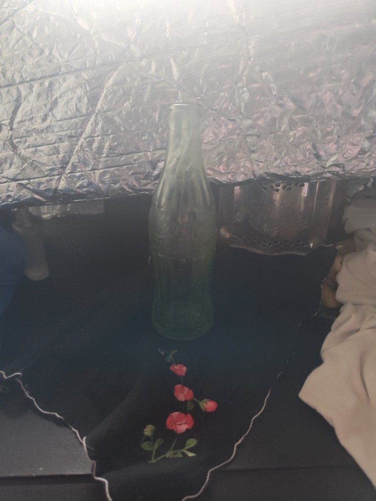 Vintage 1923 Coke A Cola Glass Bottle