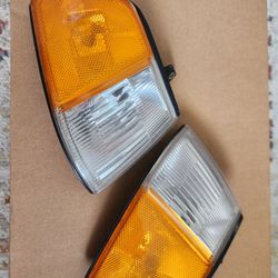 90to91 Honda Civic si oem usdm corner lights