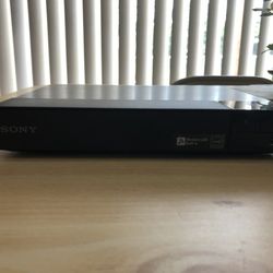 Sony Blu-ray disc / DVD player