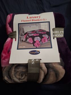 Rose Blanket Queen size