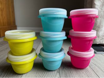 Rubbermaid TakeAlongs Twist & Seal Lot Of 8 Made In The USA