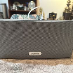 Sonos Play:3 White Wireless WiFi Smart Speaker-High Quality Sound. Tested. Connected to Sonos app S1. Sounds amazing! 