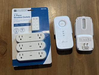 WIFI RANGE EXTENDERS & SMART PLUGS