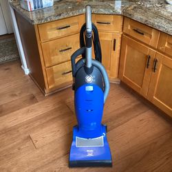 Miele S7210 Twist Upright Vacuum with Bags & Filters