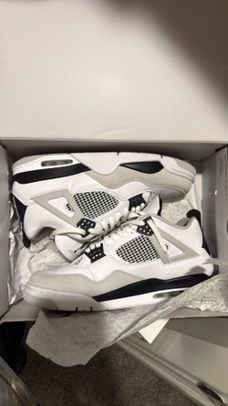 Jordan 4 Military black