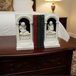 Amazing Rare Angel Cherub Putti Reading DECORATIVE BOOKENDS 8.5" X 4"  Beautiful! Very unique!