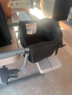 Chicco   Foldable clip on highchair