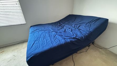 Queen Adjustable Bed with Remote & 12” Mattress