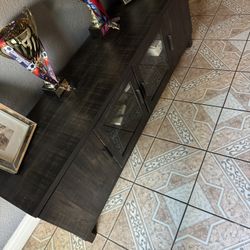 Tv Stand / Dresser 