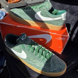 Blazers Sz 16