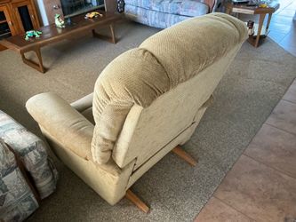 recliners 2 Laz-Boy Recliners