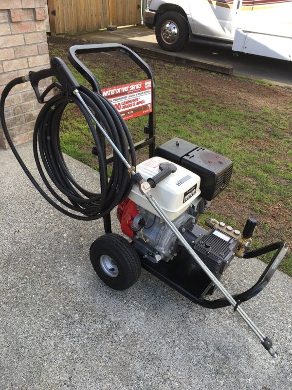 EX-CELL industrial pressure washer Model # WGC3241 12,800 Cleaning Units 3,200 PSI 4.0 GPM 11.0 HP Honda