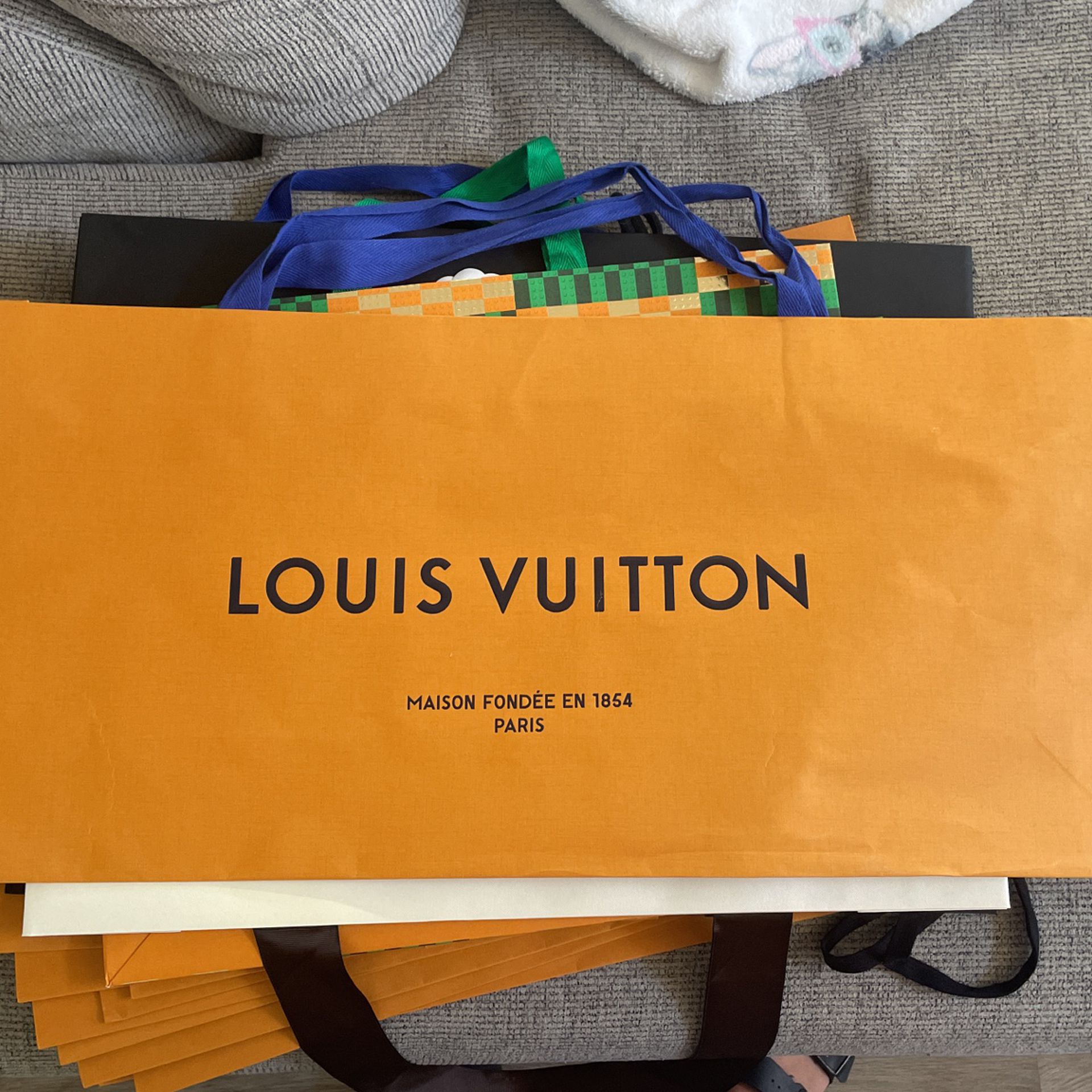 Louis Vuitton And Chanel Bags for Sale in Avondale, AZ - OfferUp