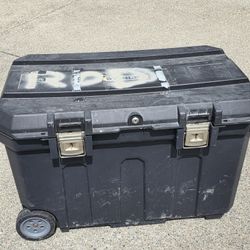 Stanley Storage Chest Tuff Tough Box 50 Gallon
