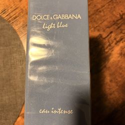 Dolce & Gabbana light blue cologne 
