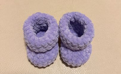 Crochet baby booties