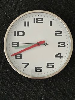 Wall Clock - $5- Like New