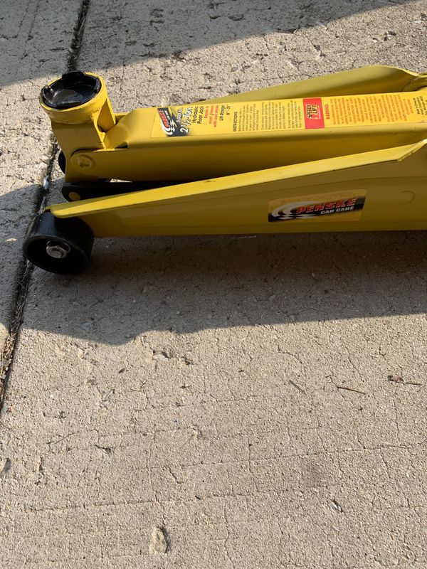 Penske Car Care Hydraulic Floor Jack for Sale in Orland Park, IL OfferUp