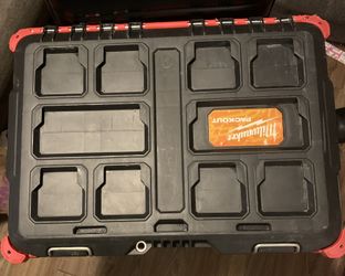 Milwaukee packout 22” tool box (used)