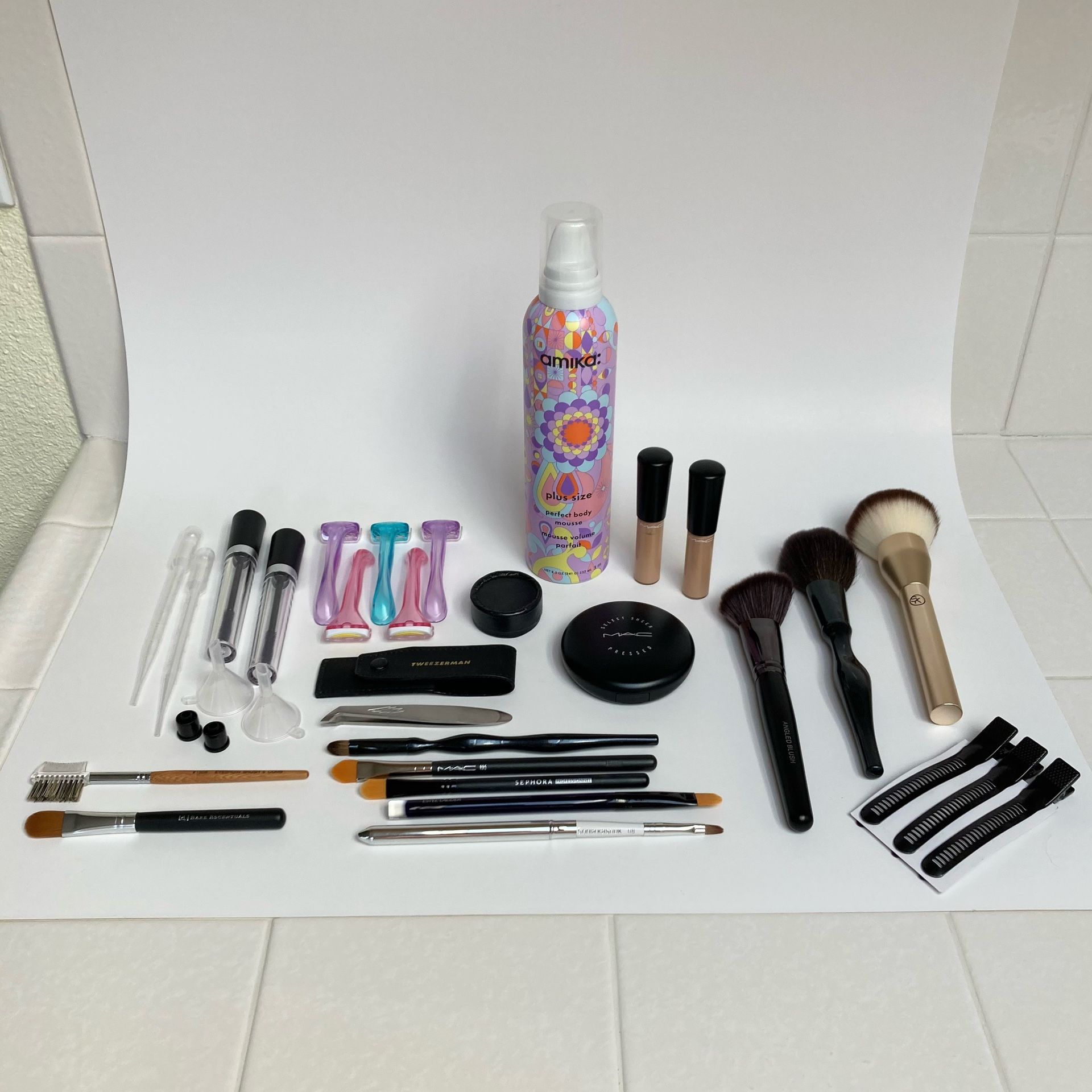 Hair + Makeup Lot