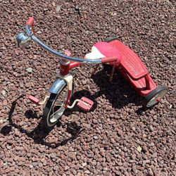 Tricycle 
