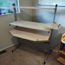 Modular Desk Workstation