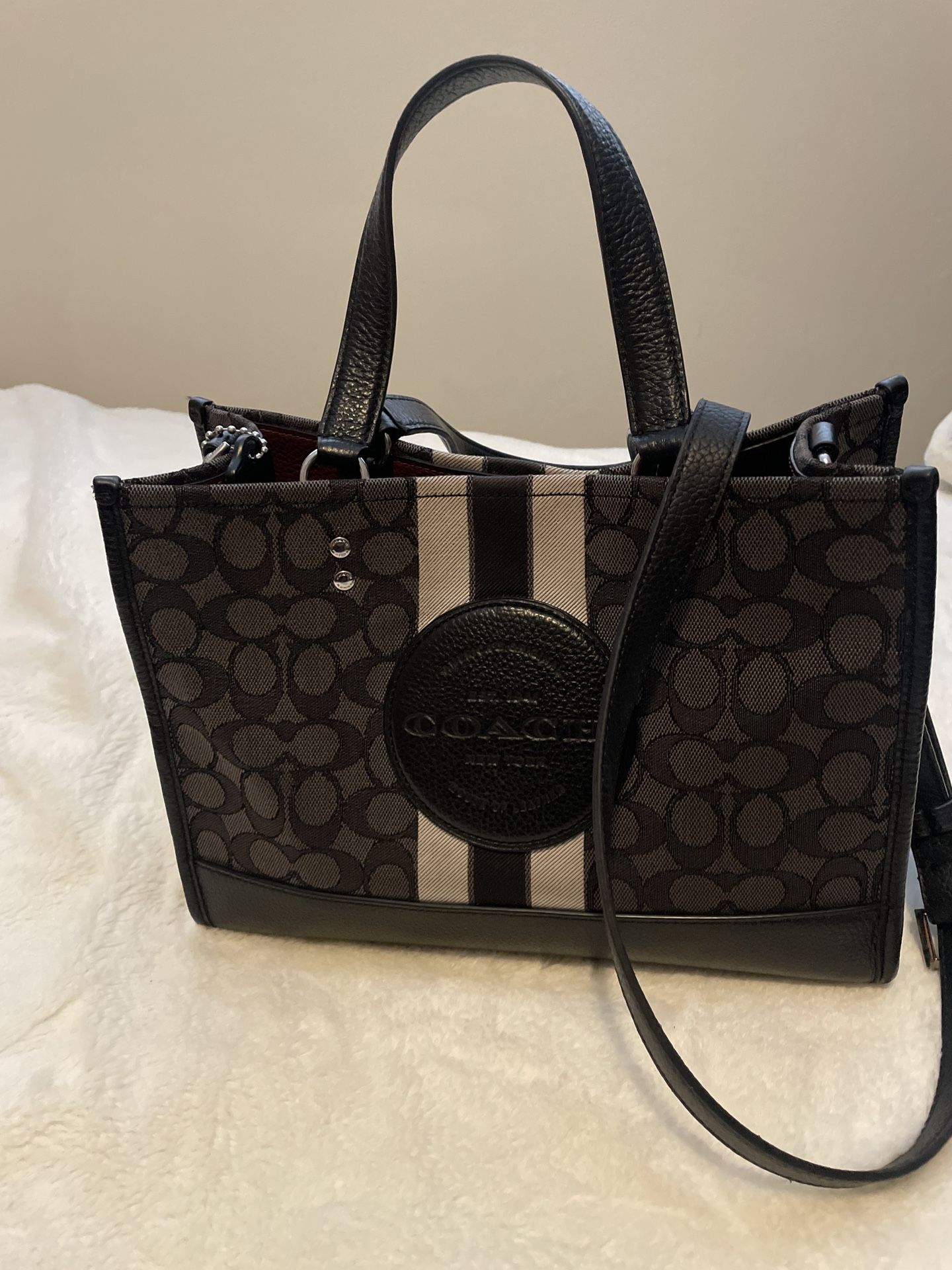 Final Reduction.   Coach Dempsey Carryall 