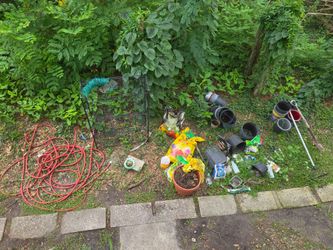 Cactus plant garden supplies hose pots soil tools