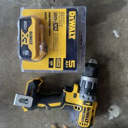 Dewalt Hammer Drill And 5ah Battery 